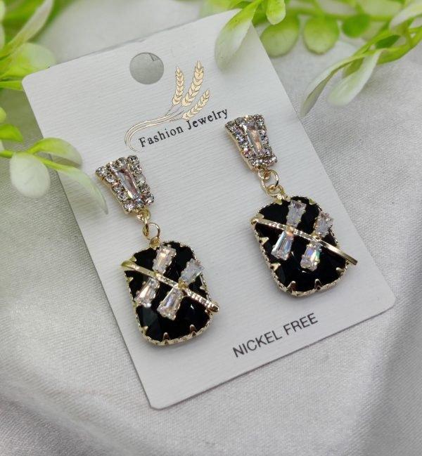 Elegant Black Crystal Earrings With Sparkling Rhinestone Accents - Brand Boost HUB